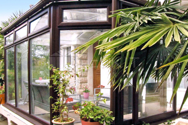 Photo n°6 of the GREENWICH V1 Conservatory on Low Wall