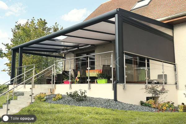 Photo n°6 of the IMPERIAL ZIP 96 Motorized Screen Awning