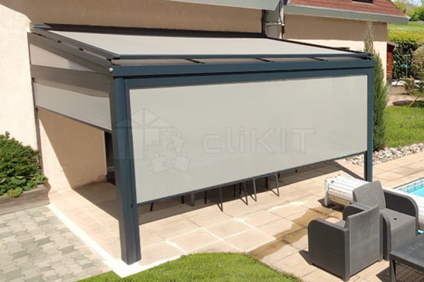 Photo n°2 of the WINSOL Roof Blind for Pergola and Veranda