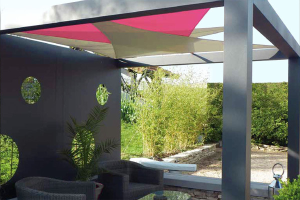 Photo n°2 of the Extendable Square Shade Sails