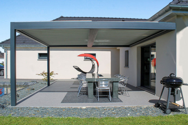 Photo #5 of the EOLUX Wall-Mounted Bioclimatic Pergola