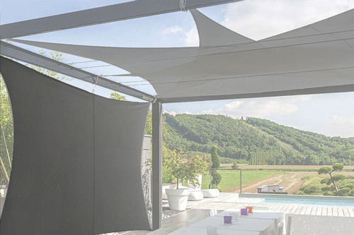 Photo no. 1 of the Rectangular Extensible Shade Sail