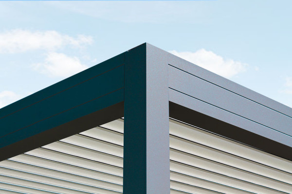 Photo no. 3 of the EOLUX Freestanding Bioclimatic Pergola