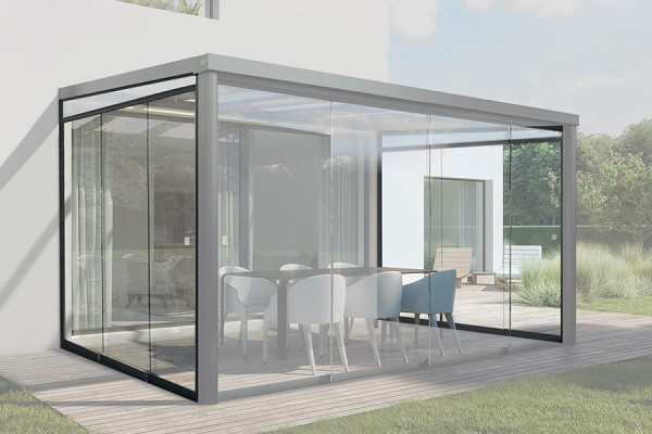 Photo n°1 of the Lateral Sliding Glass for Pergola