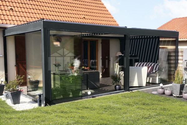 Photos n°2 of the Sliding Glass Panels for Bioclimatic Pergola